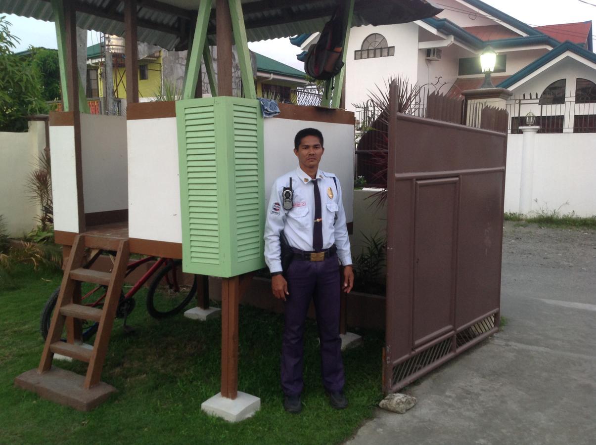 Danel Pensionne House Tacloban Exteriör bild