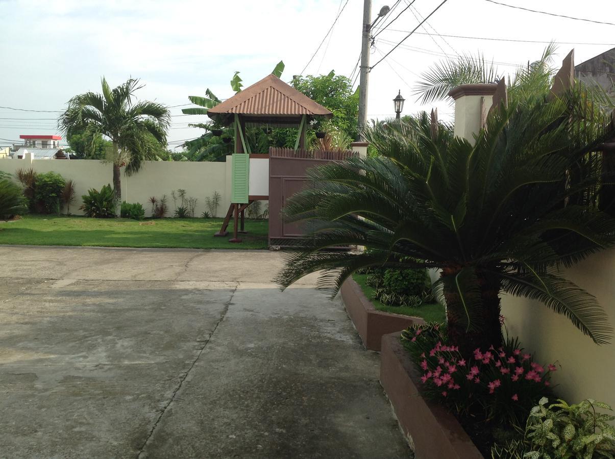 Danel Pensionne House Tacloban Exteriör bild