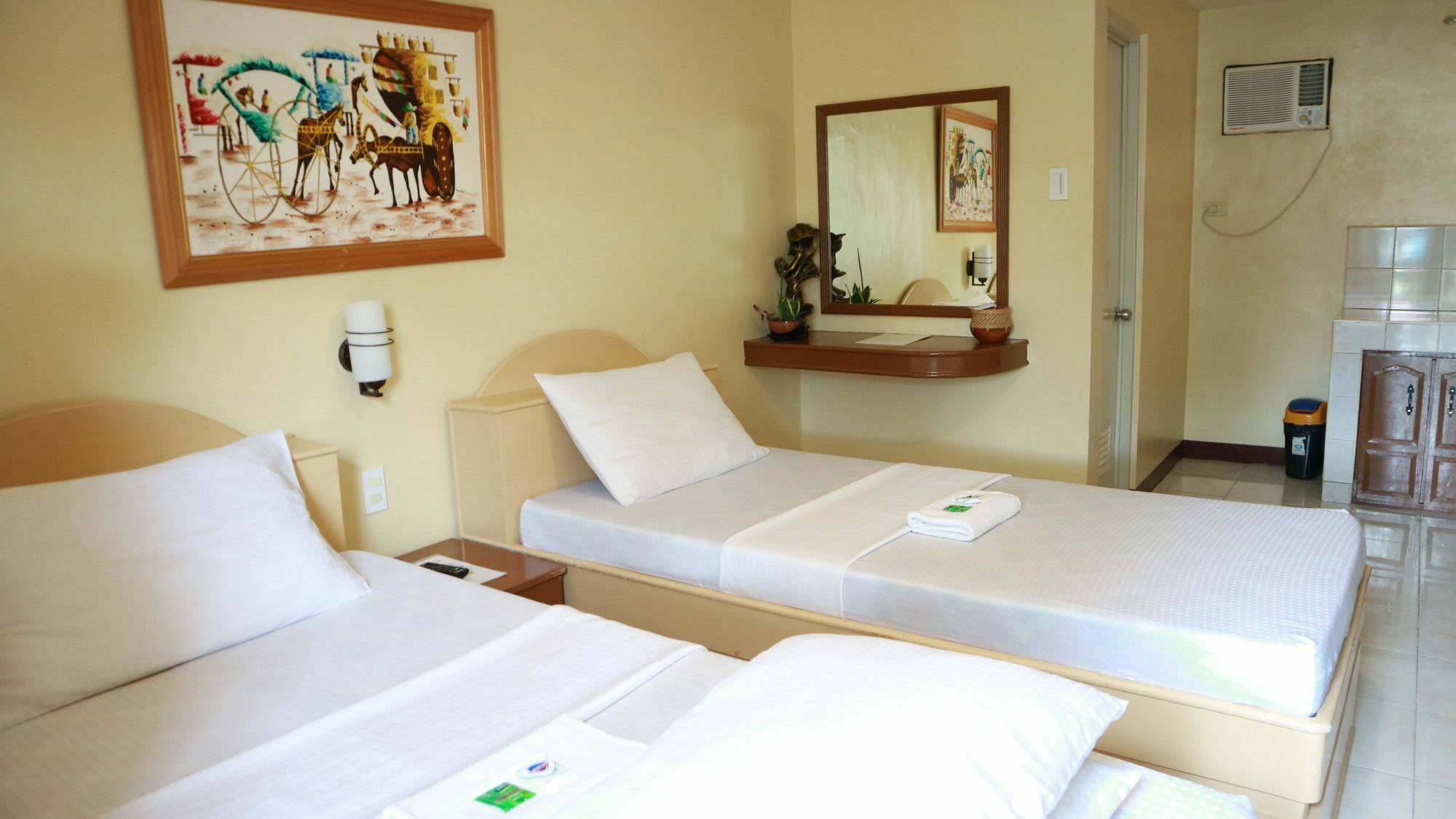Danel Pensionne House Tacloban Exteriör bild